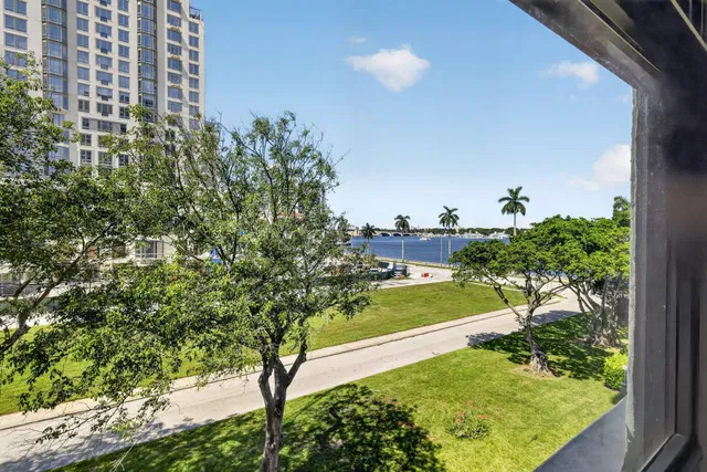 Downtown West Palm Beach Unit 4B photo 22