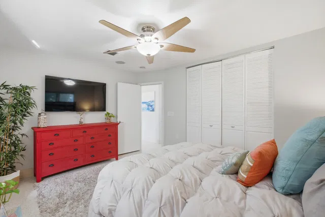 Residence photo 15