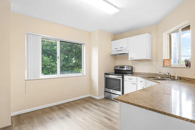  Unit 206 photo 11