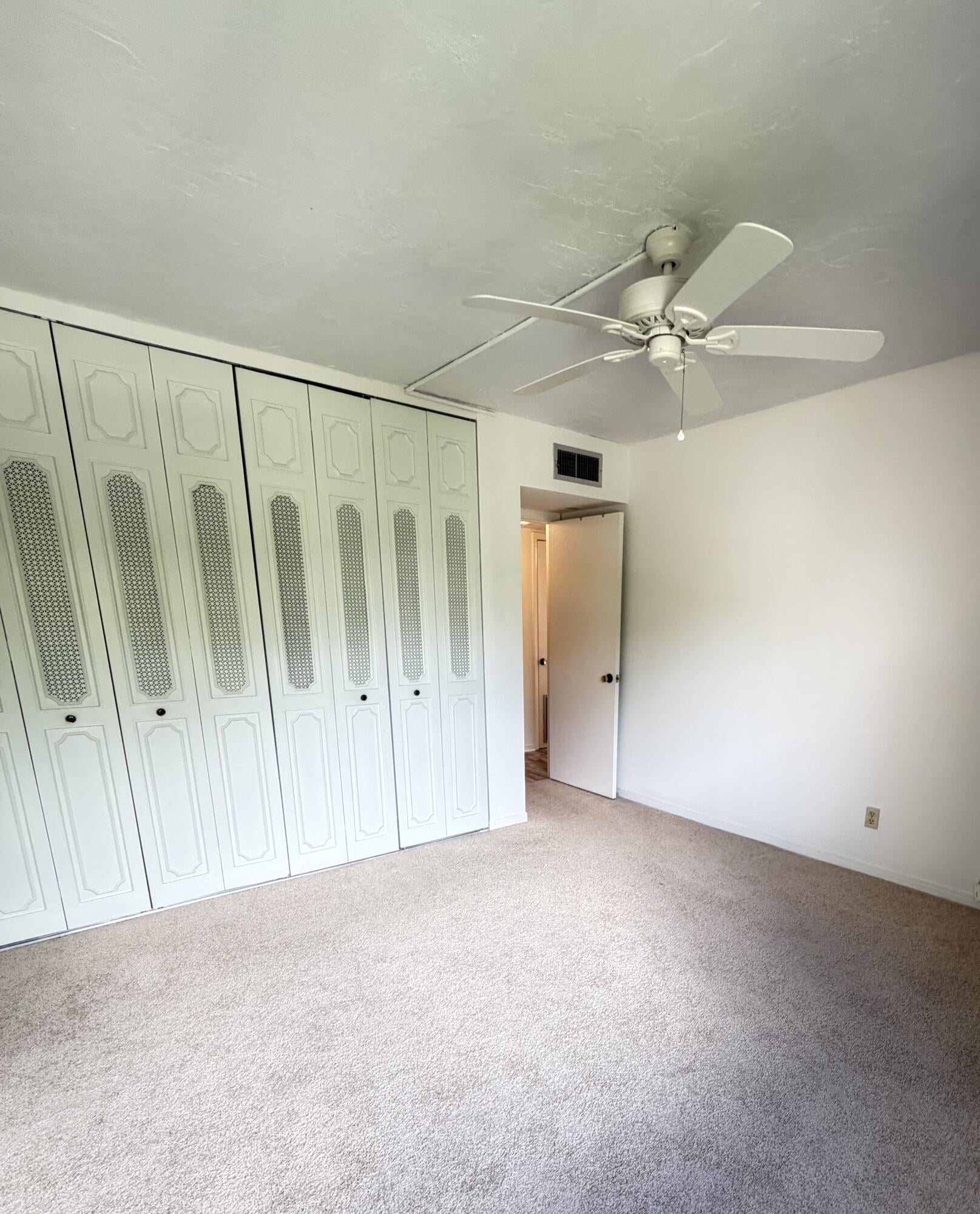 Unit 9-305 photo 26