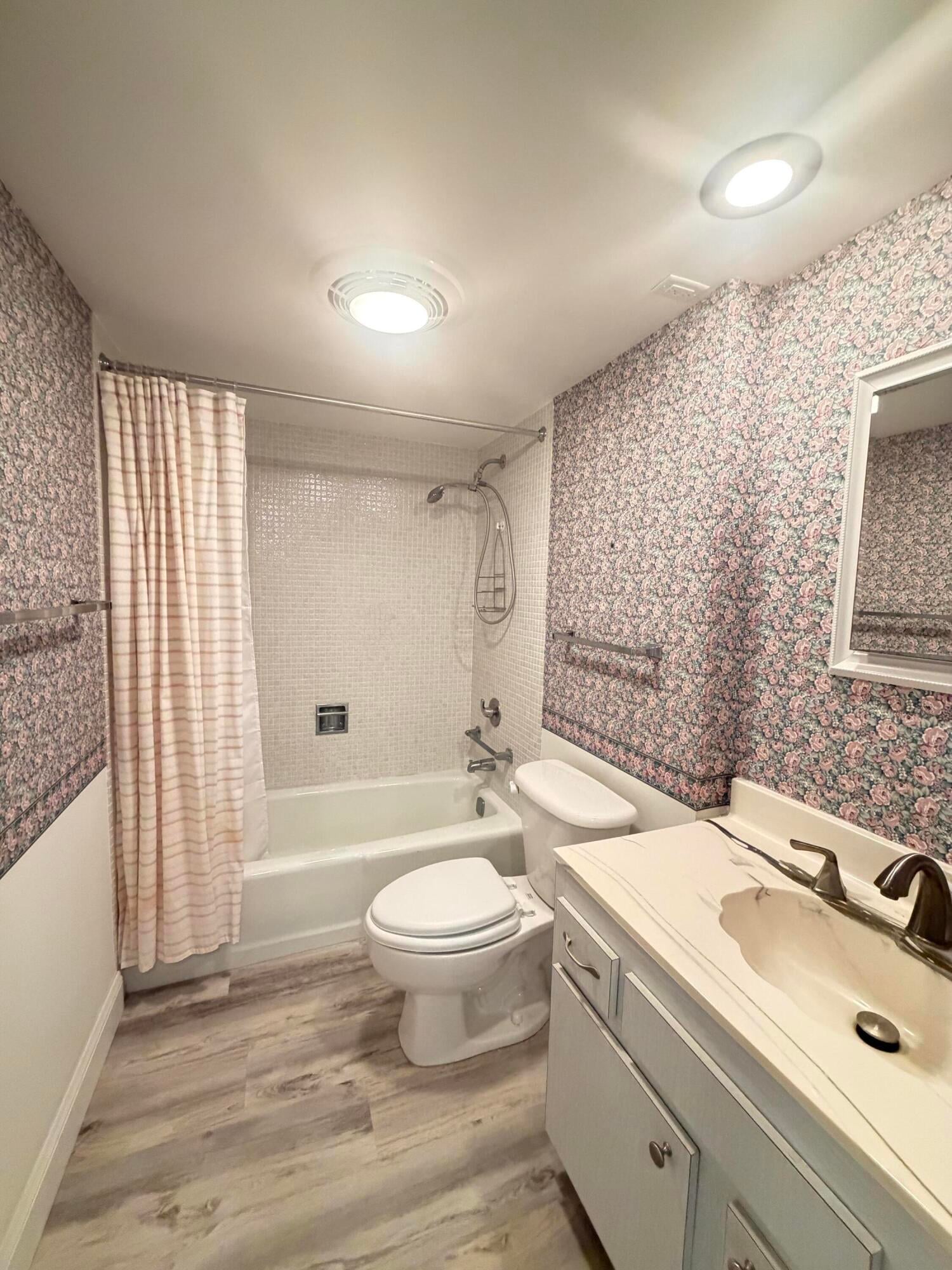 Unit 9-305 photo 27