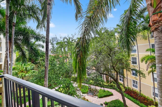 Courtyards in Cityplace Unit 412 photo 26