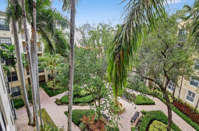Courtyards in Cityplace Unit 412 photo 27