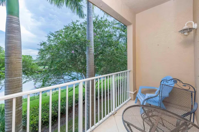  Unit 211 photo 22