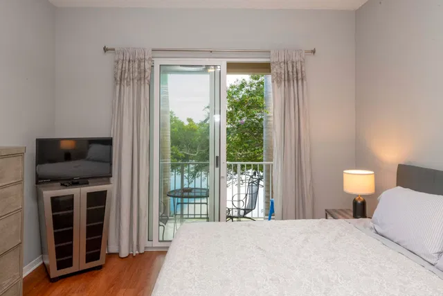  Unit 211 photo 25