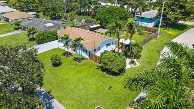  Residence photo 17