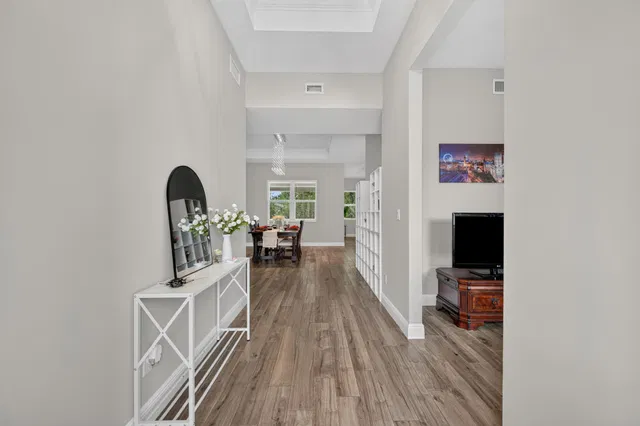 Residence photo 4