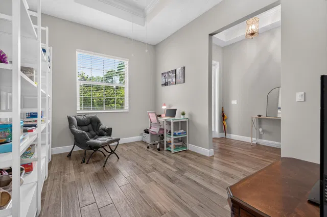 Residence photo 5