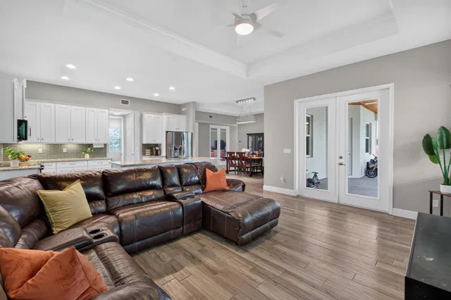 Residence photo 14