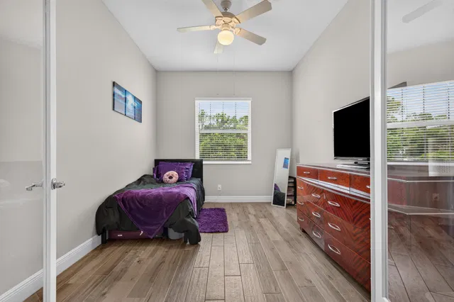 Residence photo 15