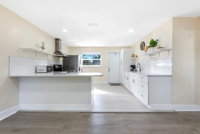Residence photo 3