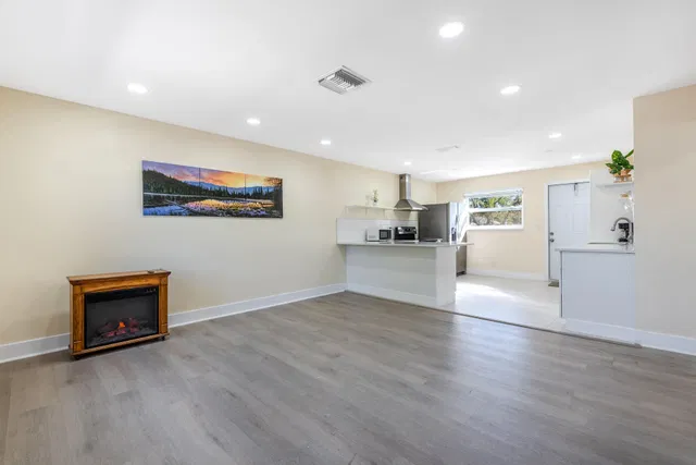 Residence photo 5