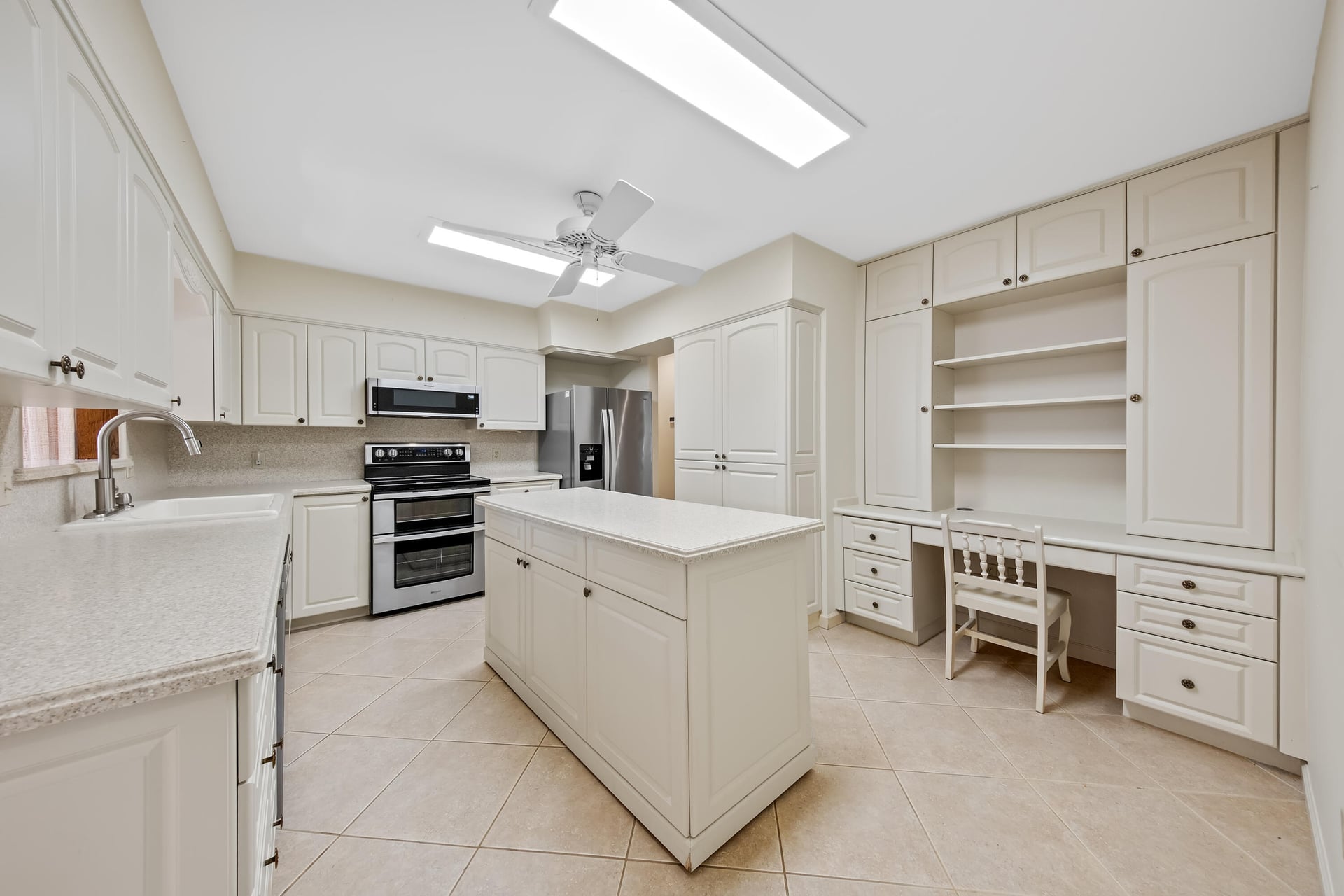 SoSo West Palm Beach Residence photo 12