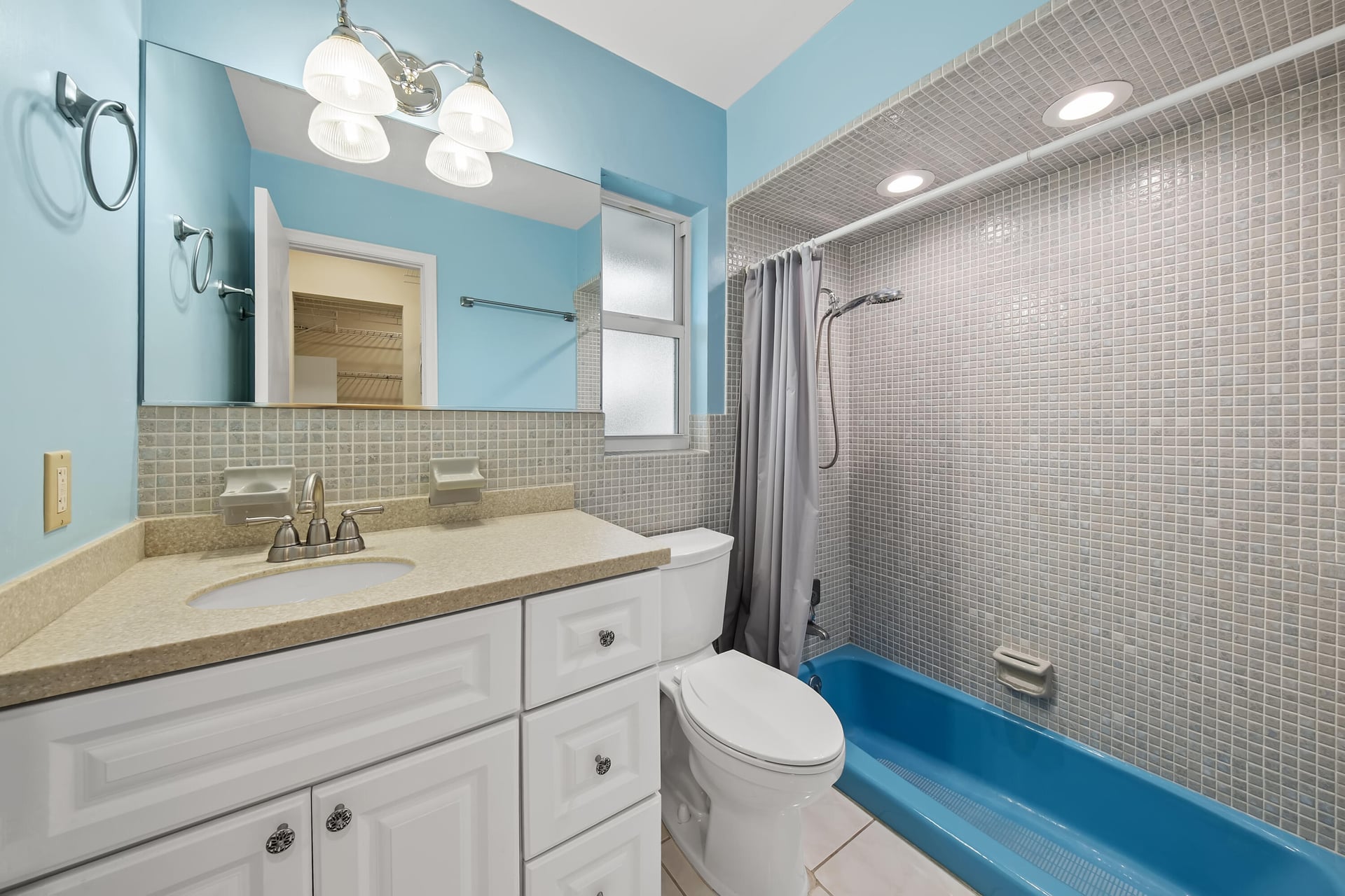 SoSo West Palm Beach Residence photo 19