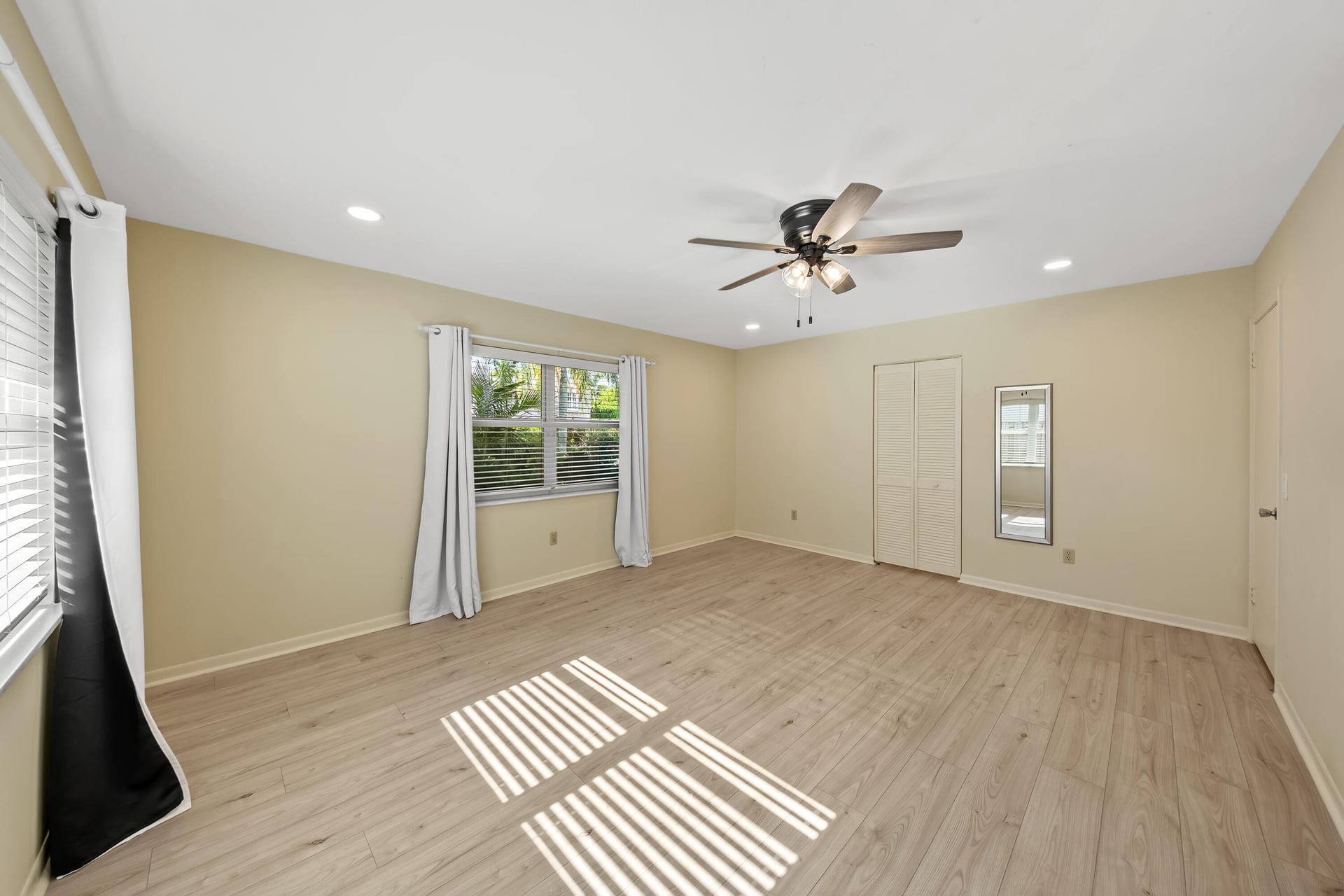 SoSo West Palm Beach Residence photo 22