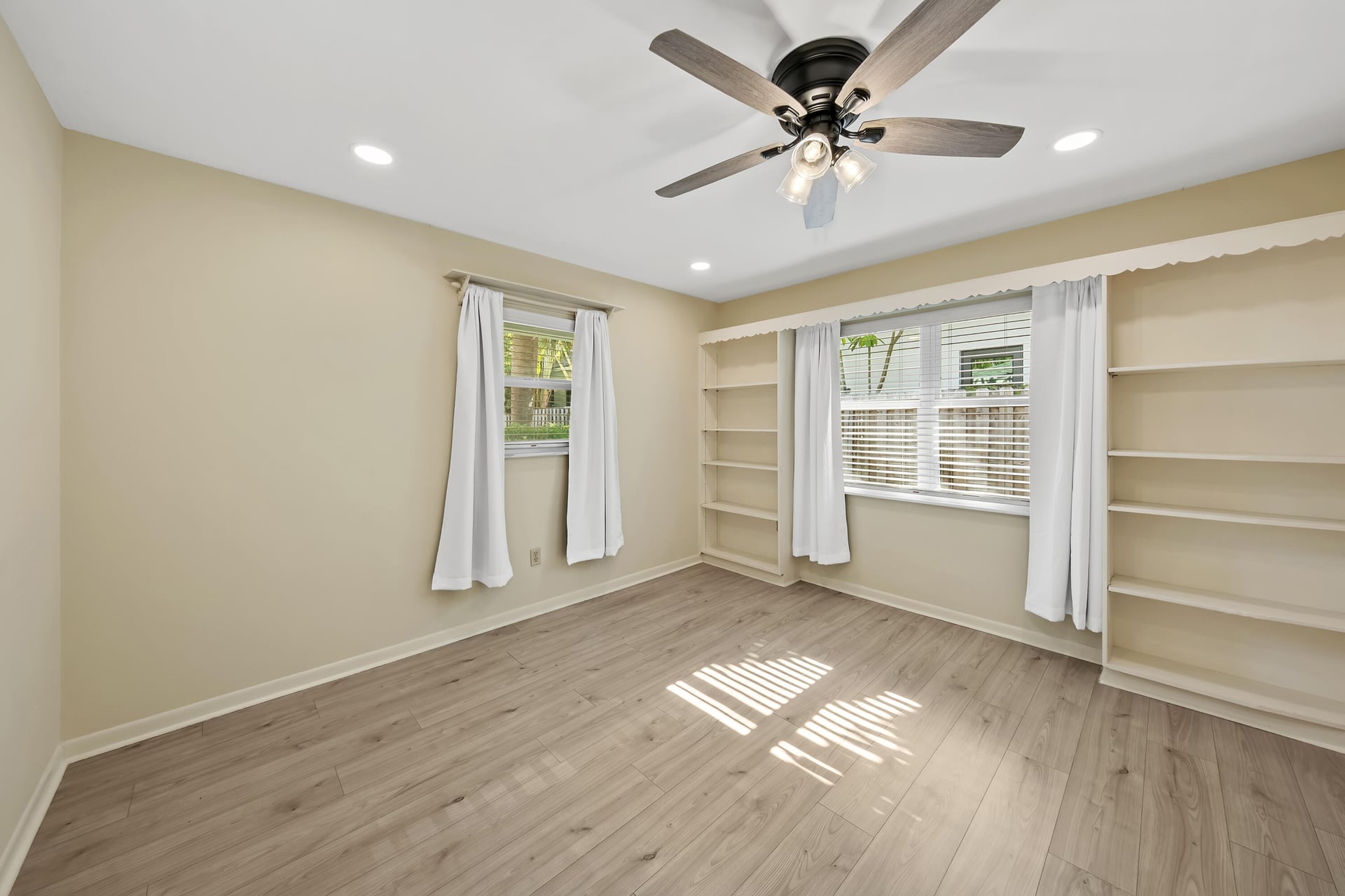 SoSo West Palm Beach Residence photo 25