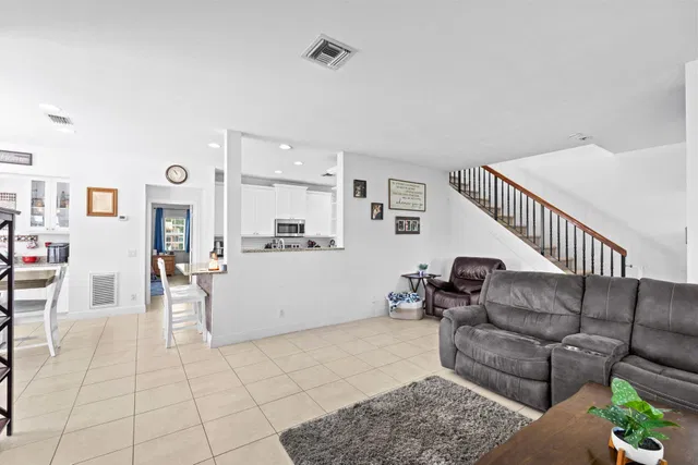 Residence photo 10