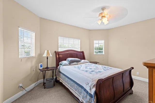 Residence photo 22