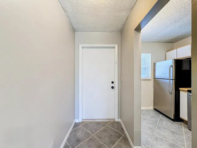 Unit 1130 photo 40