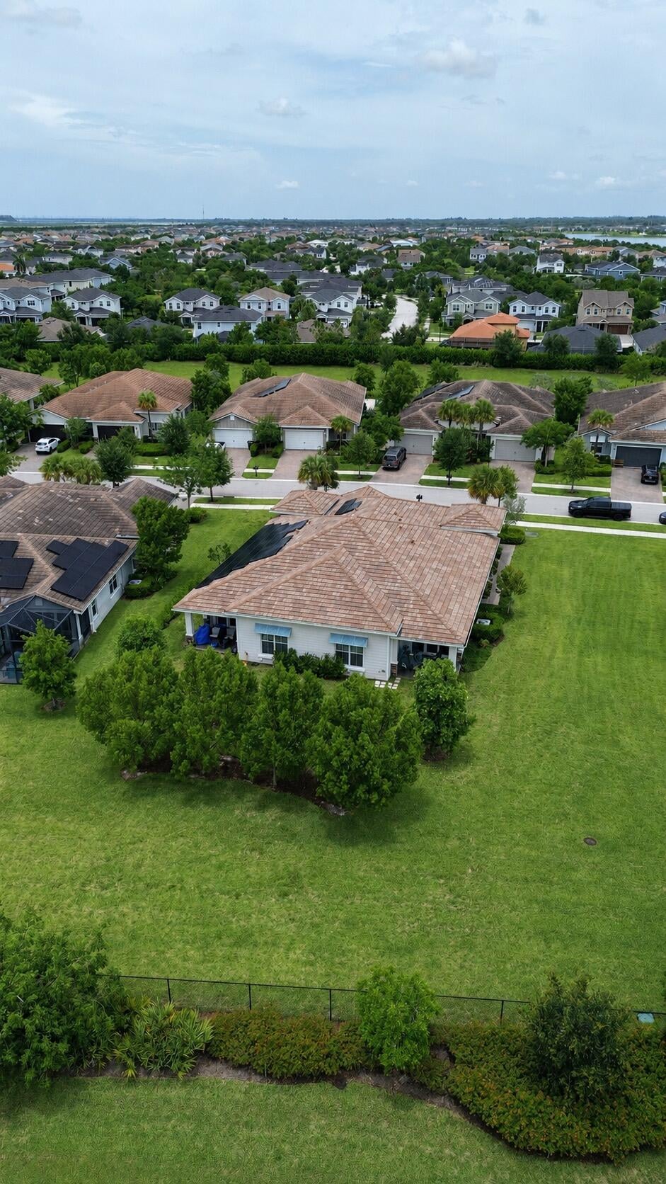 Residence photo 3