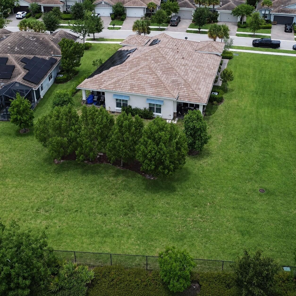 Residence photo 4