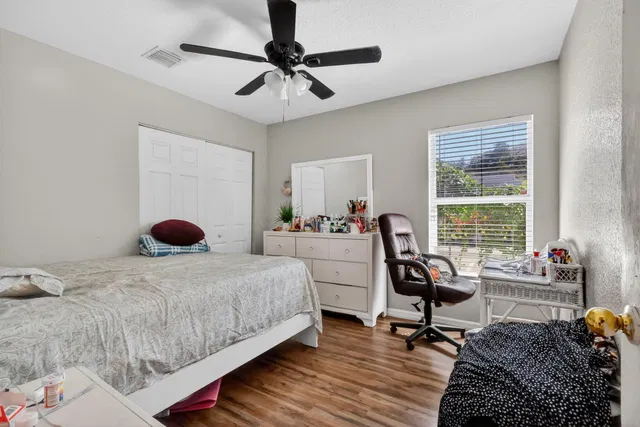 Residence photo 7