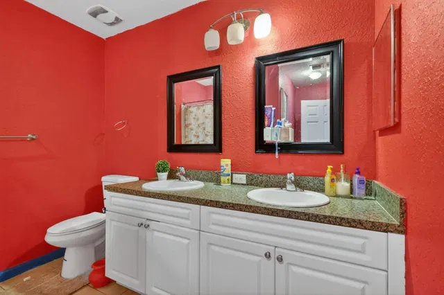 Residence photo 11