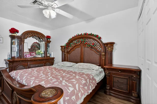 Residence photo 13