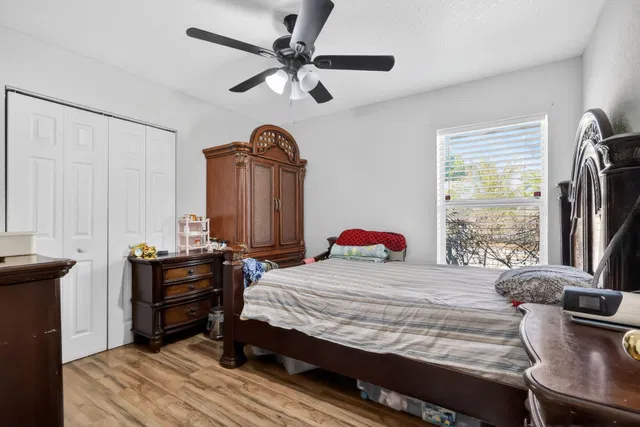 Residence photo 20