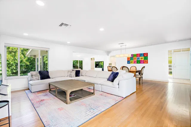 SoSo West Palm Beach Residence photo 8