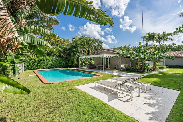 SoSo West Palm Beach Residence photo 24