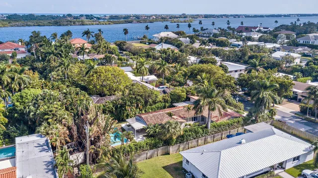 SoSo West Palm Beach Residence photo 30