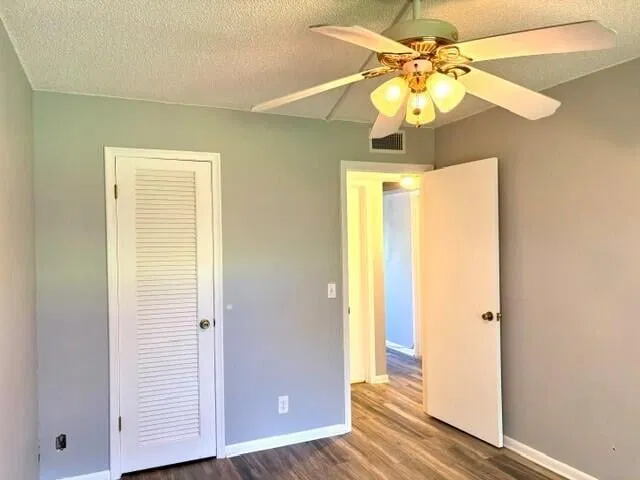 Unit 226 photo 5