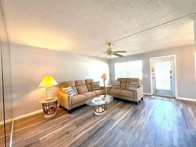 Unit 226 photo 20