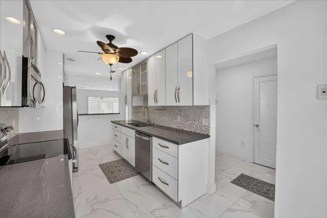 Boca Lago Country Club Homes Unit 11d photo 12