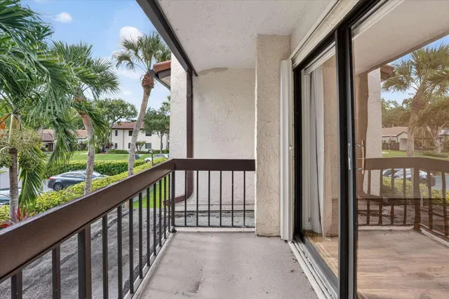 Boca Lago Country Club Homes Unit 11d photo 23