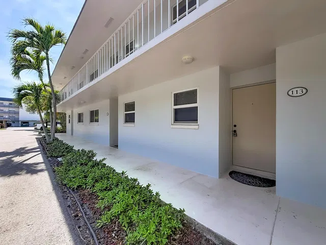 Unit 1130 photo 3