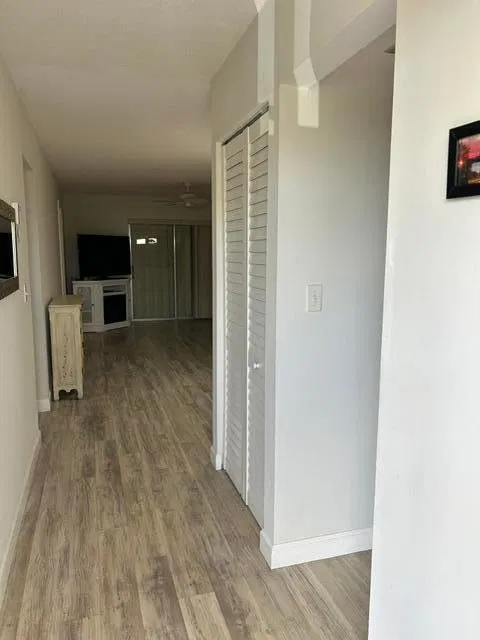 Unit F photo 3