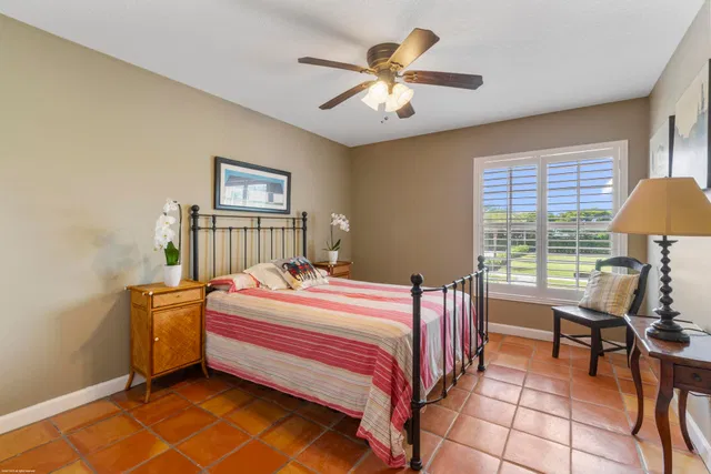 Residence photo 50