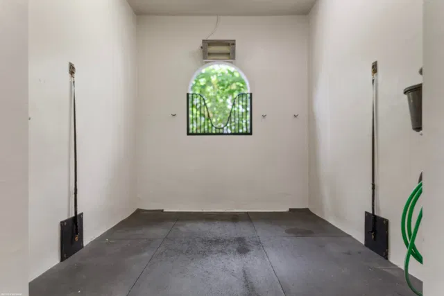 Residence photo 59