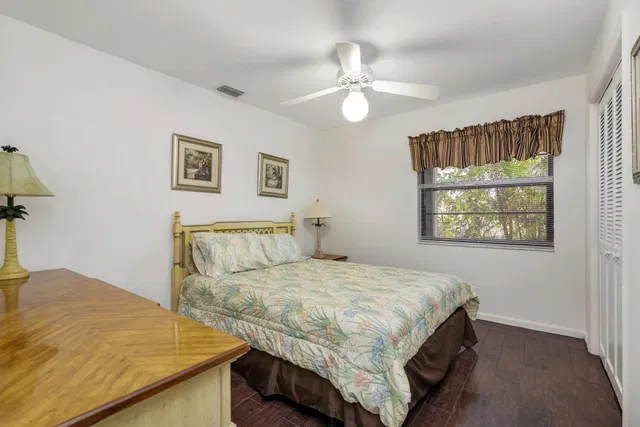  Residence photo 15