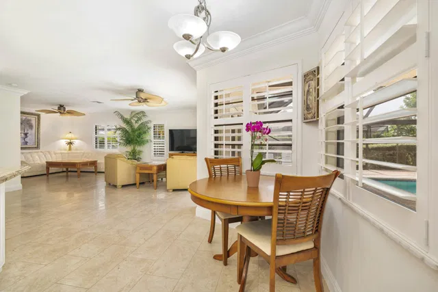  Residence photo 25