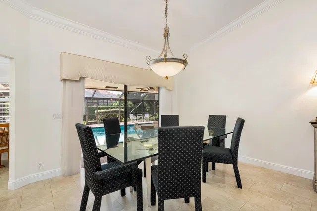  Residence photo 36