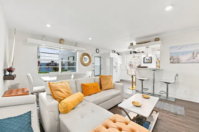 Residence photo 7