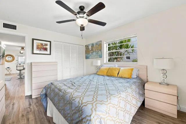 Residence photo 22