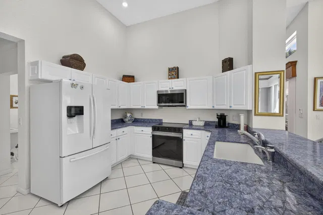  Residence photo 22