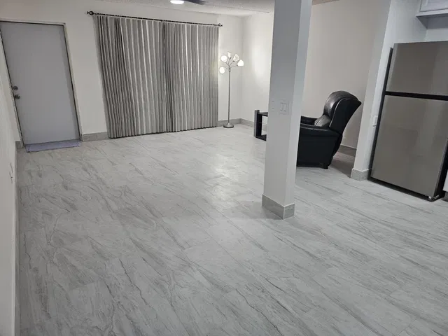  Unit 114 photo 6