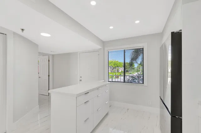  Unit 202 photo 8