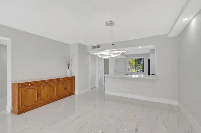  Unit 202 photo 10