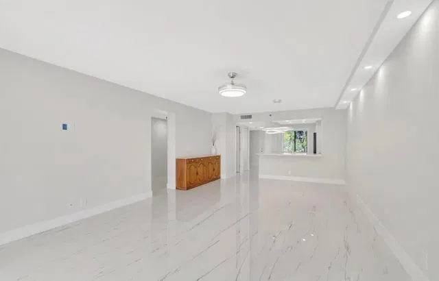  Unit 202 photo 11